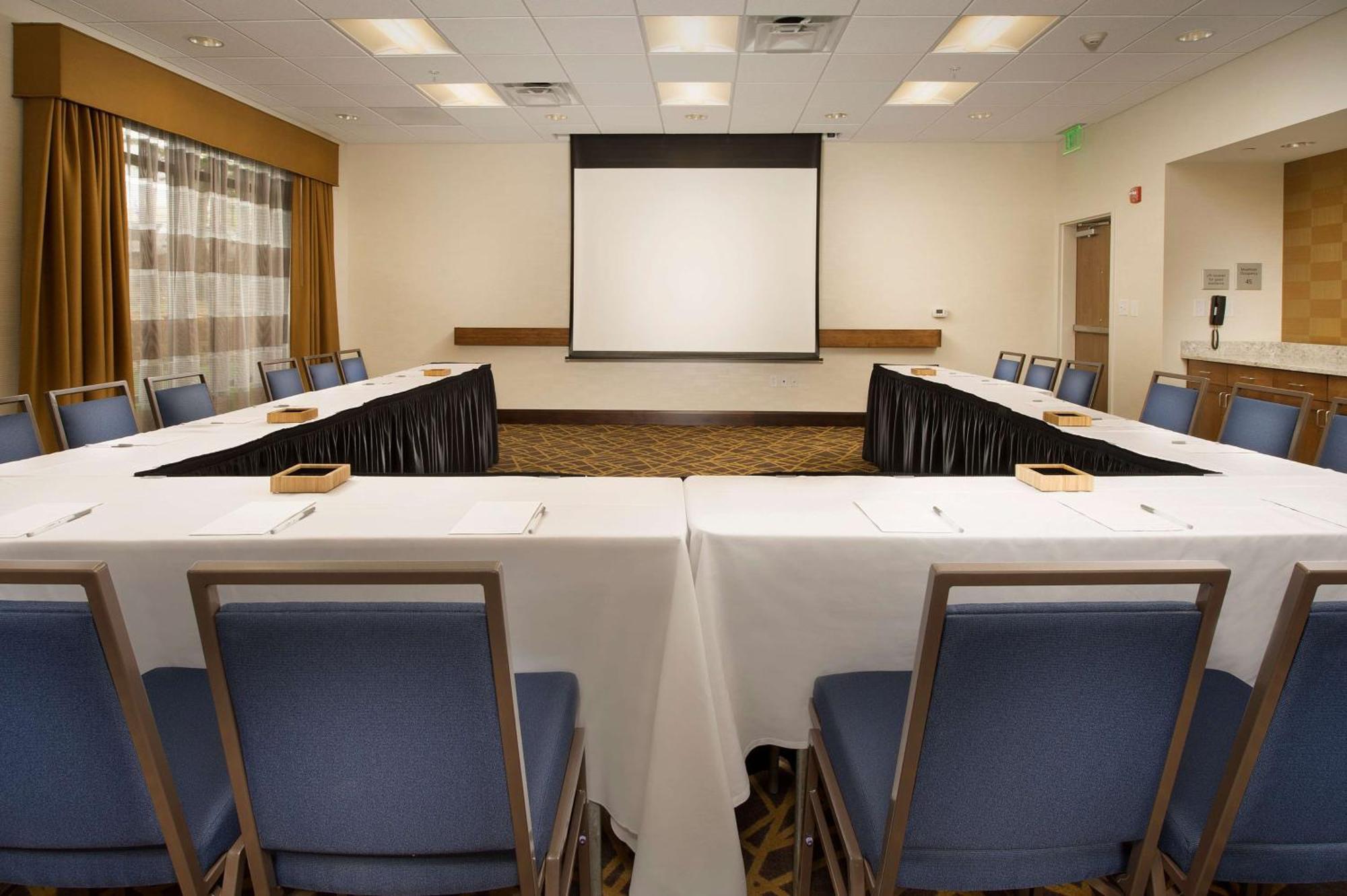Hampton Inn & Suites Baltimore/Woodlawn Esterno foto